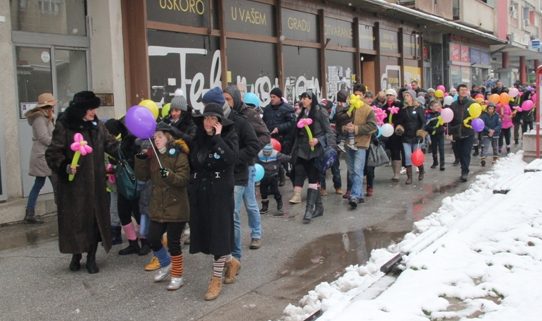 ПОЖАРЕВАЦ ДАНАС У ШАРЕНИМ ЧАРАПИЦАМА