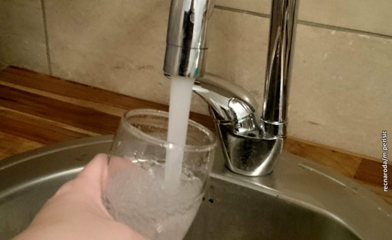 Водовод и канализација: Рационално користите пијаћу воду!