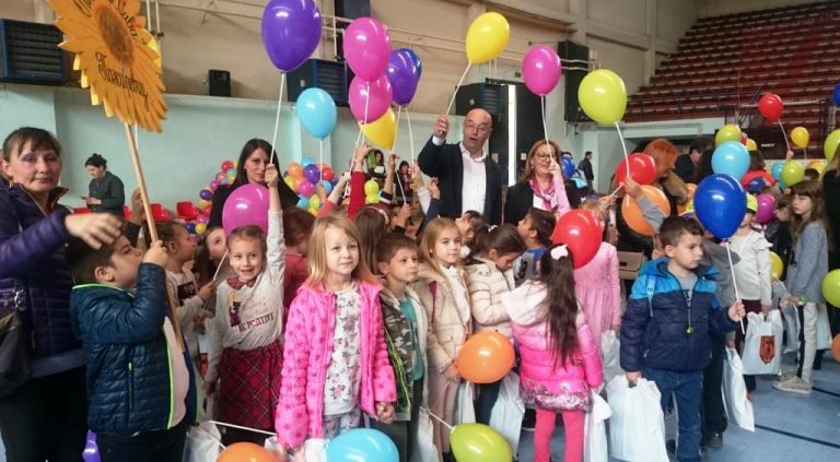 Школски прибор за пожаревачке ђаке прваке