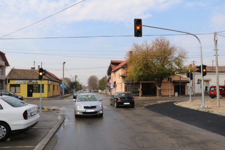 Пожаревац: Пуштени у рад семафори на Пионирском тргу
