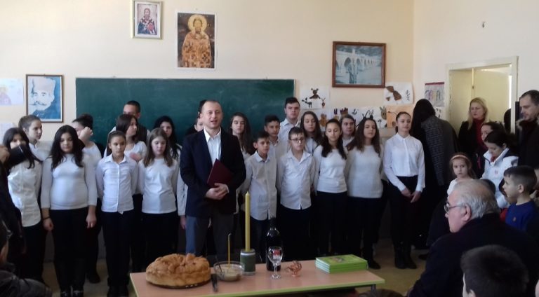 „Племенито срце“ за три ученице