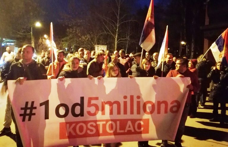 Порука са протеста Костолчана: „Желим да будем домаћин у својој држави, а не гост“