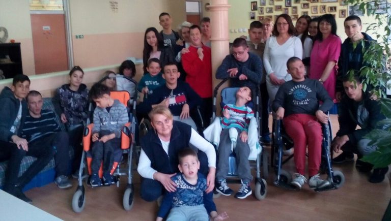 Граду потребна установа за одрасле