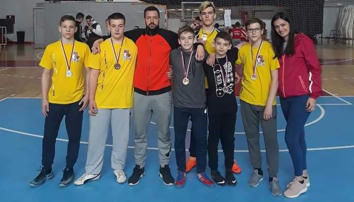 ПЕТРОВАЧКИ РВАЧИ НА  ПРВЕНСТВУ У КРАГУЈЕВЦУ: „Змајевима“ шест медаља
