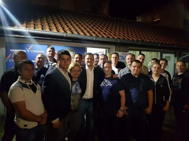 У Костолцу: Отворене просторије Народне странке