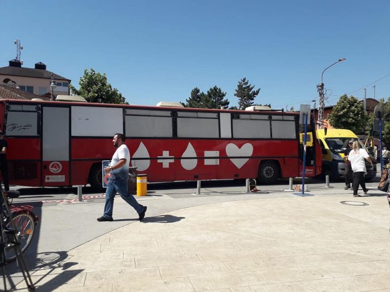 ПЕТРОВАЦ:  Две акције добровољног давања крви у августу