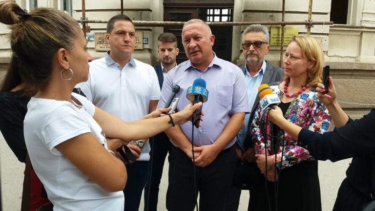 ПЕТРОВАЦ НА МЛАВИ: Министар Ружић најавио обнову зграде Општине