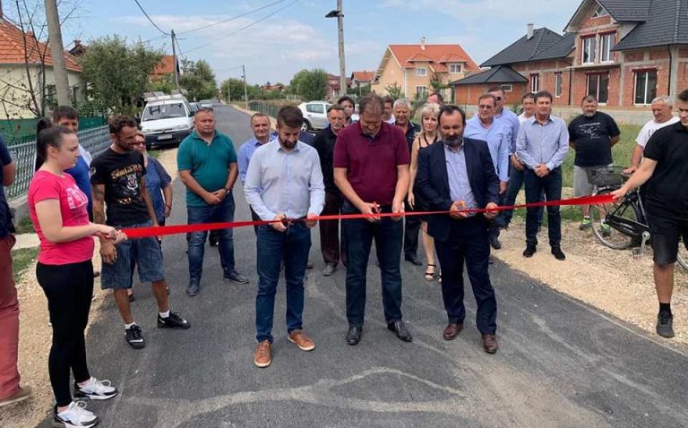 Петровaц: Улица Првог маја отворена за саобраћај