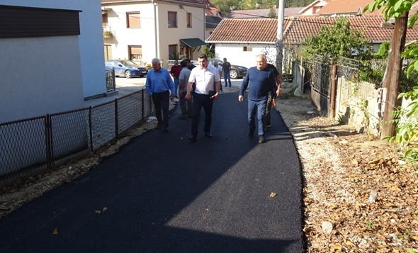 У МЕСНОЈ ЗАЈЕДНИЦИ ВУКОВИЋ: Асфалтиране три улице