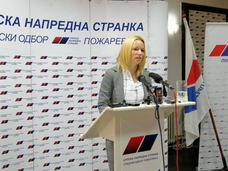 КОНФЕРЕНЦИЈА ЗА МЕДИЈЕ ГРАДСКОГ ОДБОРА СНС: Наредне године 92 милиона за спортске клубове