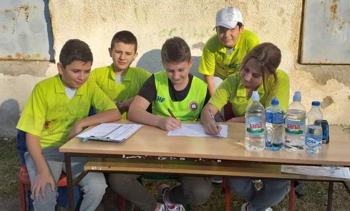 Клинци у Смољинцу „оверили визе“ за Токио