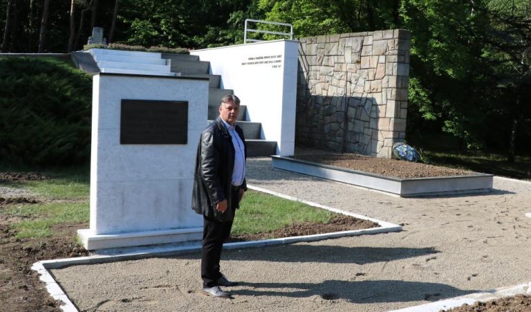 РЕКОНСТРУКЦИЈА СПОМЕН КОСТУРНИЦЕ НА ЧАЧАЛИЦИ:Завршетак радова 8. маја