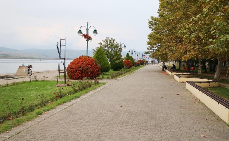 Промоција монографије и представљање локалних произвођача на Сребрном језеру