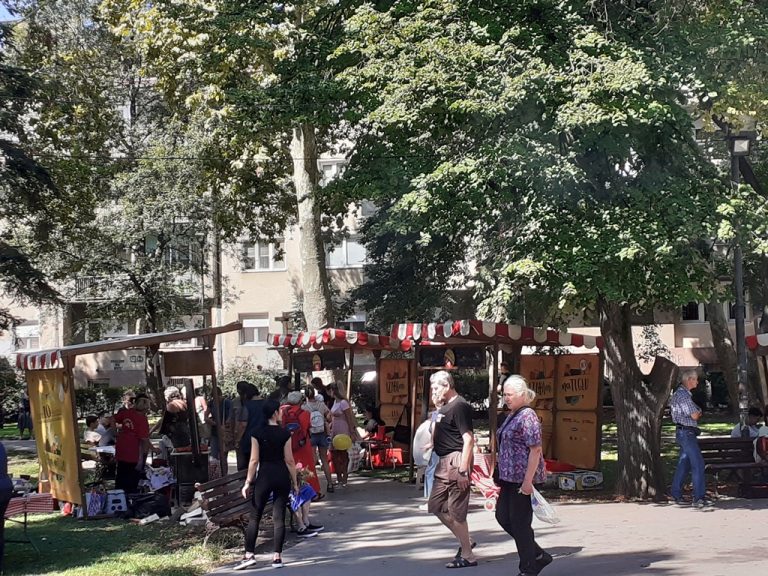 Изађи ми на теглу: Пожаревац кува ајвар