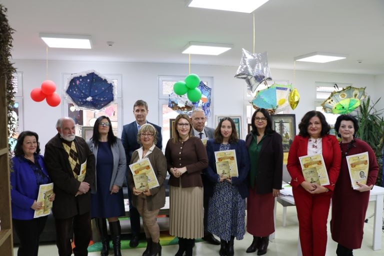 „Завичајно звоно професора Вучковића“ у Жабарима