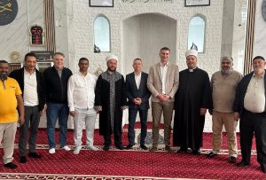 Рамазански бајрам у Костолцу: Поруке мира и заједништва са прославе у Нур џамији