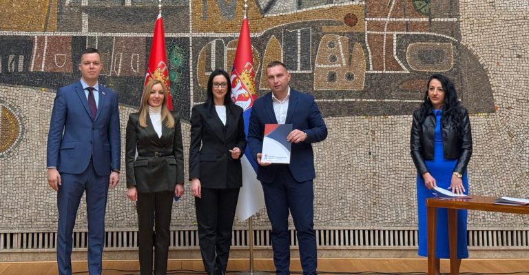 Општина Кучево: Бесплатни уџбеници за ученике првог и петог разреда