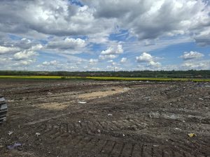 Наставља се чишћење дивљих депонија у селима