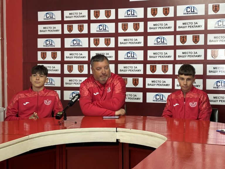 Фудбалери ,,Младог радника“ позивају на недељну утакмицу