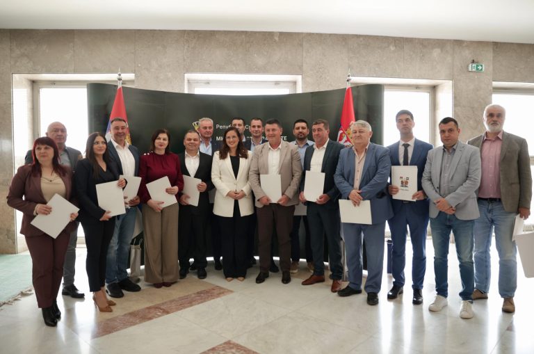 Петровац: За набавку пресе за балирање више од милион