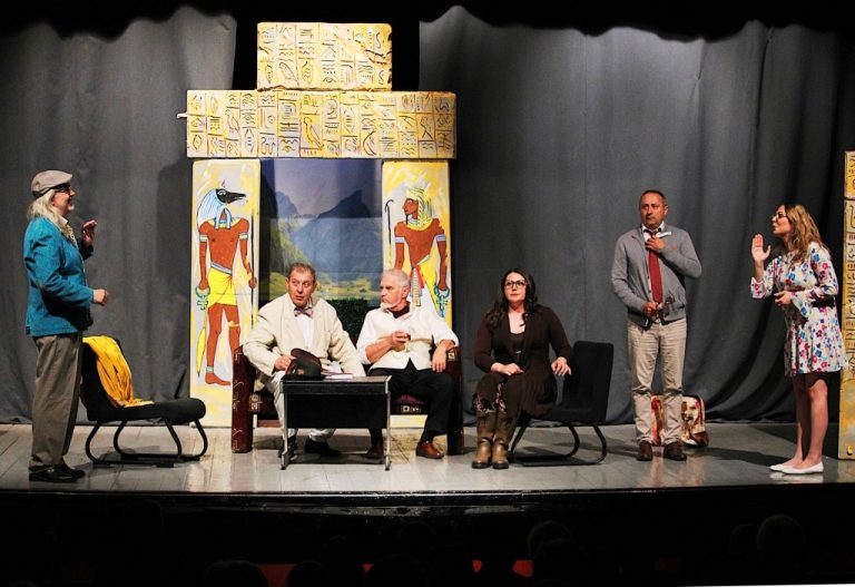 Смотра „Жељко Каран“: Глумац вечери Нeбojшa Mилeнкoвић Jумбa. Вечерас „Говорница“