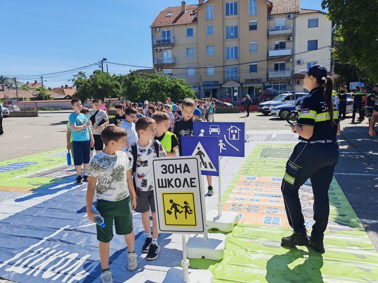 Поводом Дана Министарства унутрашњих послова и Дана полиције: Збор за најмлађе суграђане