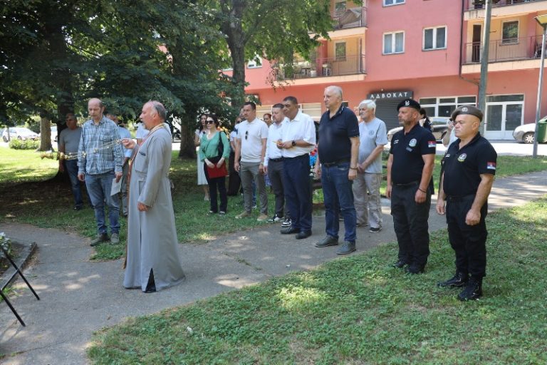 У Великом Градишту обележен Видовдан