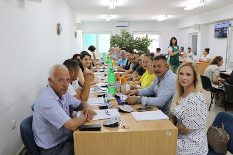 Мало Црниће: О завршном рачуну буџета Општине