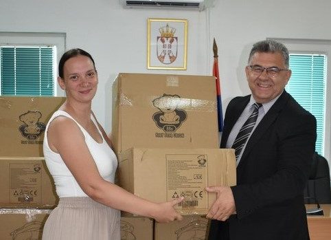 Ауто седишта за новорођене бебе