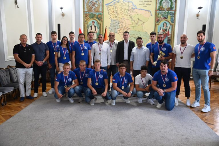 Ватерполо: Пријем за пожаревачке шампионе