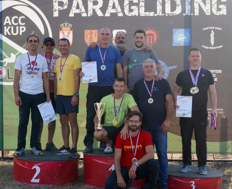 Параглајдинг: Бели орлови шампиони Србије